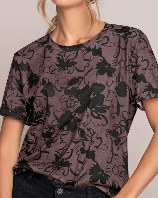 Camiseta manga corta estampada con dobladillo en manga