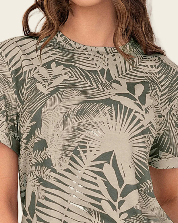 Camiseta manga corta estampada con dobladillo en manga