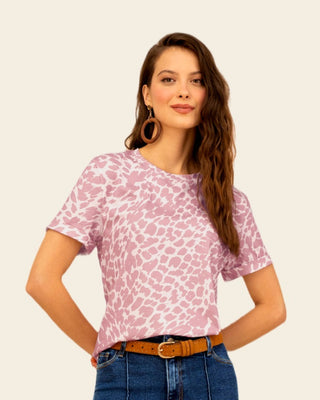 Camiseta manga corta estampada con dobladillo en manga#color_774-manchas