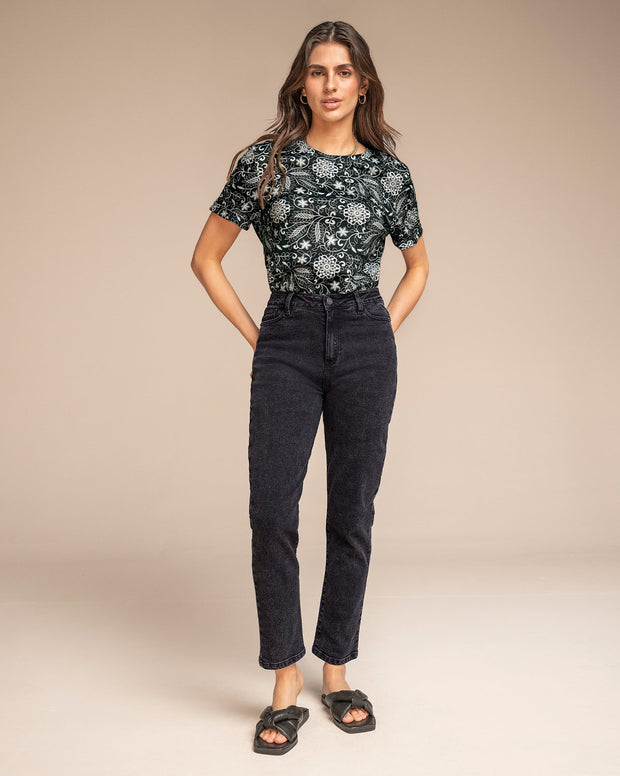 Camiseta manga corta estampada con dobladillo en manga