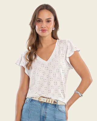 Camiseta con boleros en manga elaborada en tela tipo ojalillo#color_000-blanco