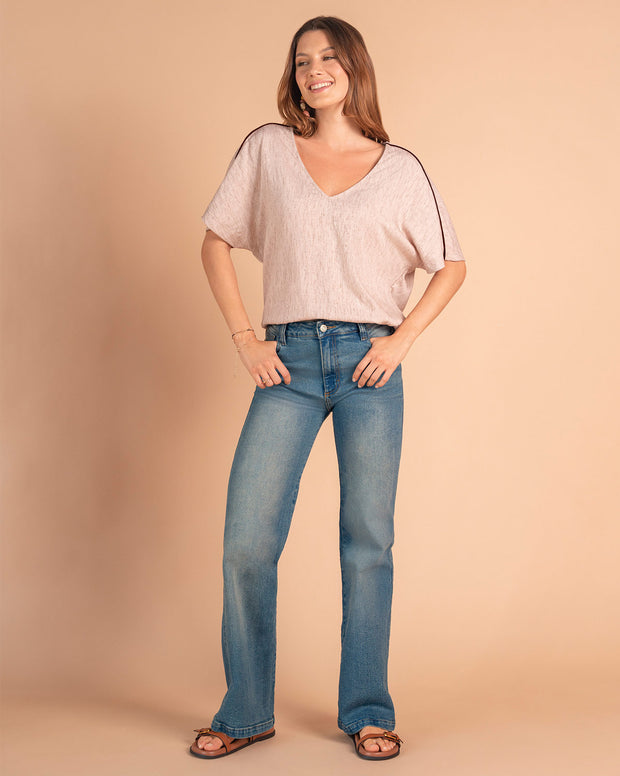 Blusa manga corta rodada con detalle en hombro