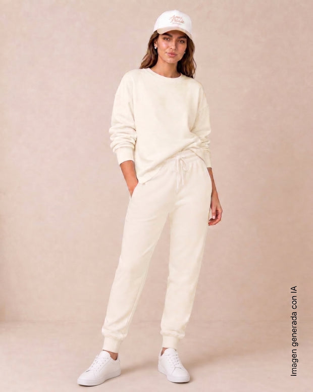 Pantalón largo tipo jogger con bolsillos funcionales
