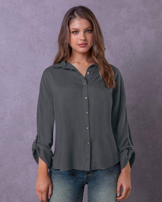 Blusa manga larga abotonable con charreteras en mangas