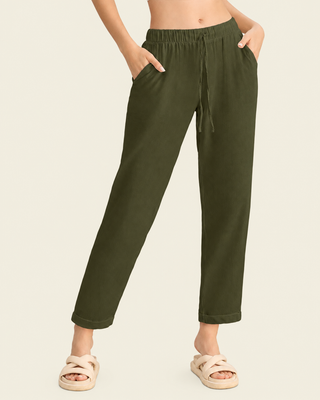 Pantalón exterior con resorte en cintura#color_c46-verde-militar
