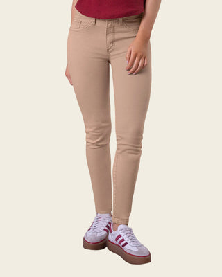 Jean skinny de silueta ajustada#color_c54-arena