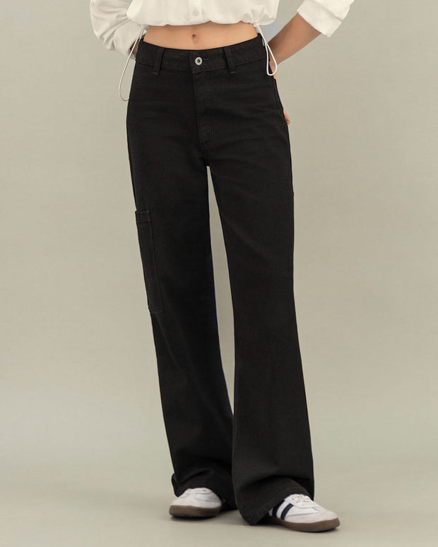 Pantalón tiro alto bota recta con bolsillo tipo cargo