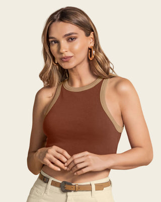 Camiseta crop top manga sisa cuello redondo#color_a89-terracota-med