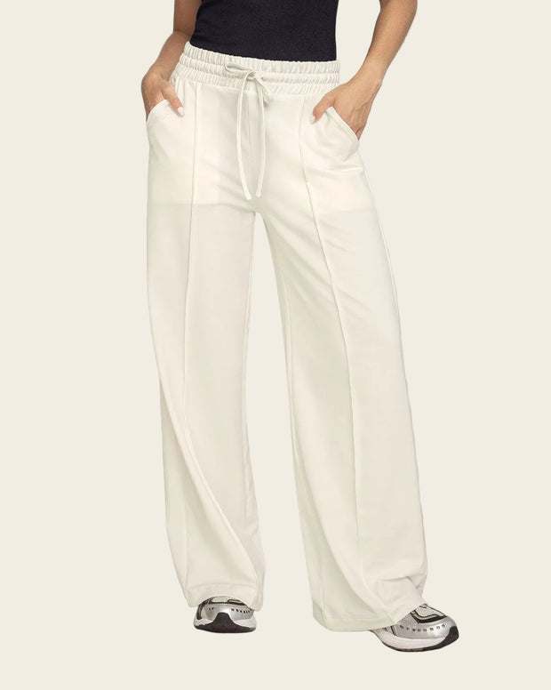Pantalón tipo jogger con bota ancha