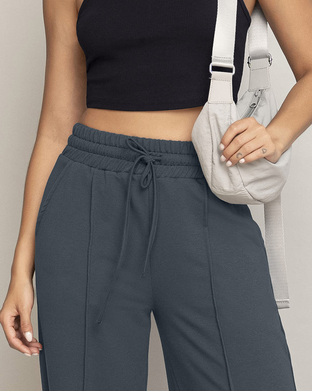 Pantalón tipo jogger con bota ancha