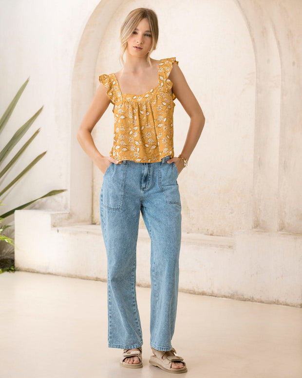 Blusa de tiritas y cuello cuadrado