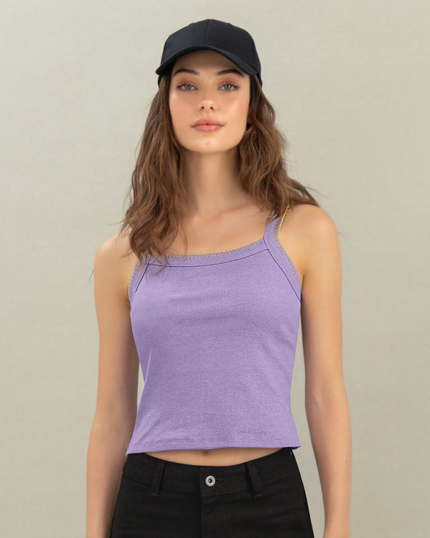 Camiseta de tiritas con detalle tejido en frente