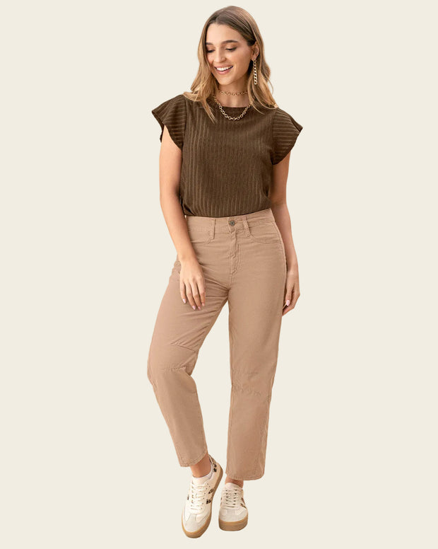 Pantalón bota recta con cortes decorativos en los costados