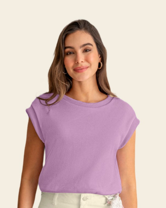 Camiseta con textura y manga rodada#color_422-lila