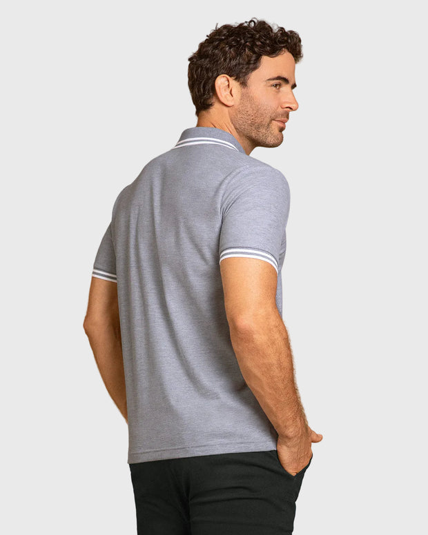 Camiseta tipo polo con cuello y mangas tejidas