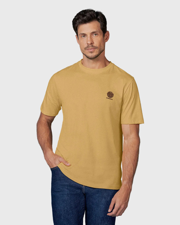 Camiseta manga corta con estampado localizado y cuello redondo