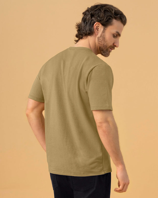 Camiseta manga corta con estampado localizado y cuello redondo