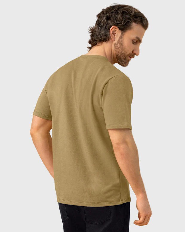 Camiseta manga corta con estampado localizado y cuello redondo