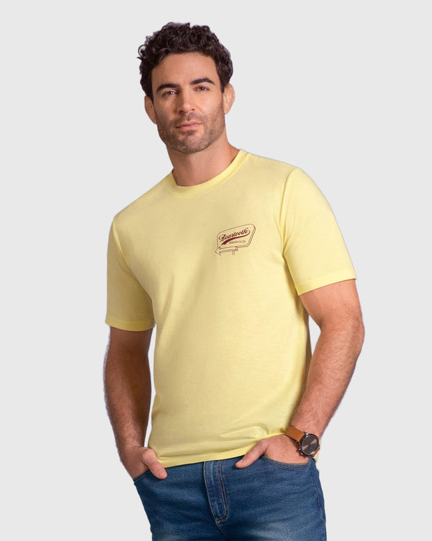 Camiseta manga corta con estampado localizado y cuello redondo