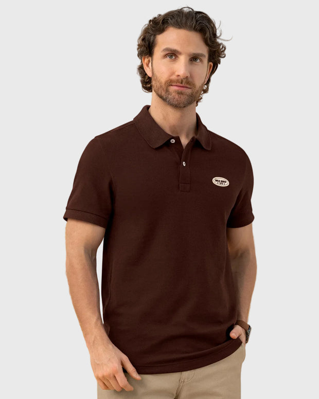 Camiseta tipo polo con aplique bordado