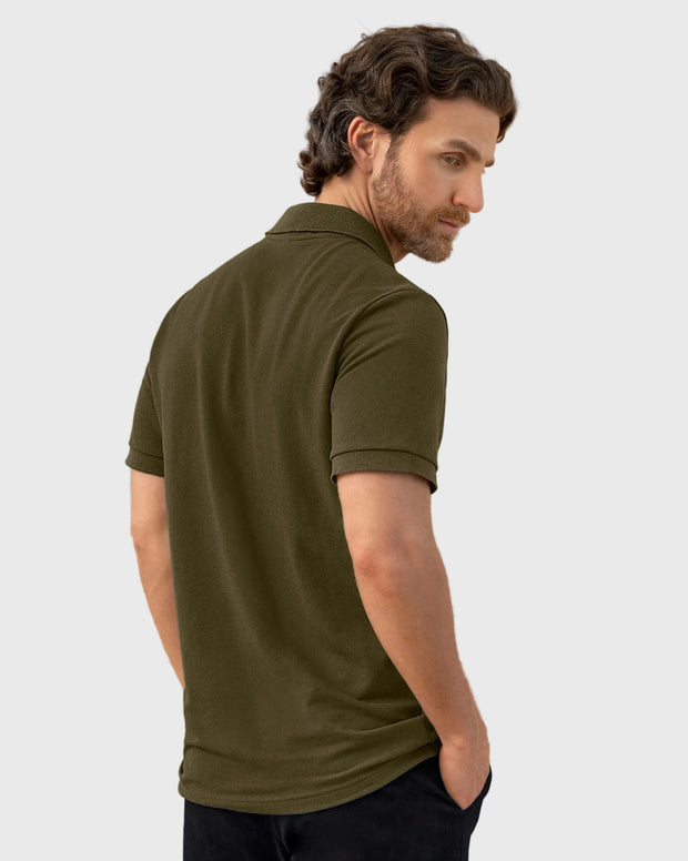 Camiseta tipo polo con aplique bordado