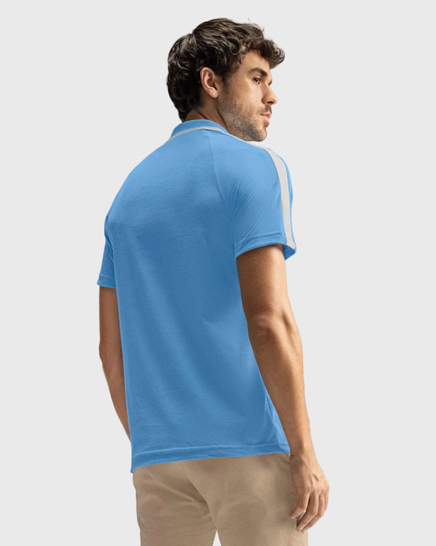 Camiseta tipo polo con cuello sport y detalles en contraste