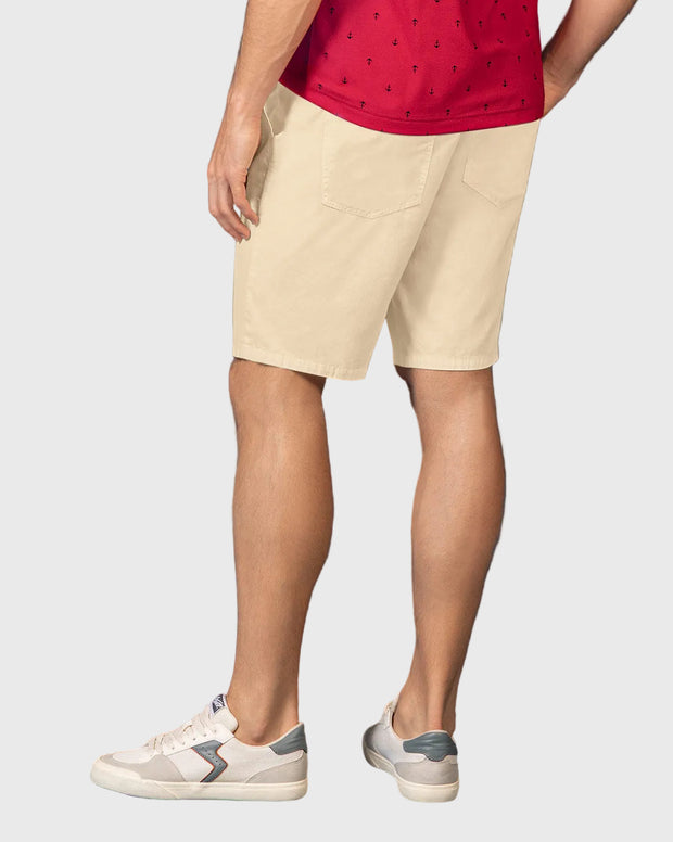Bermuda con bolsillos de parche