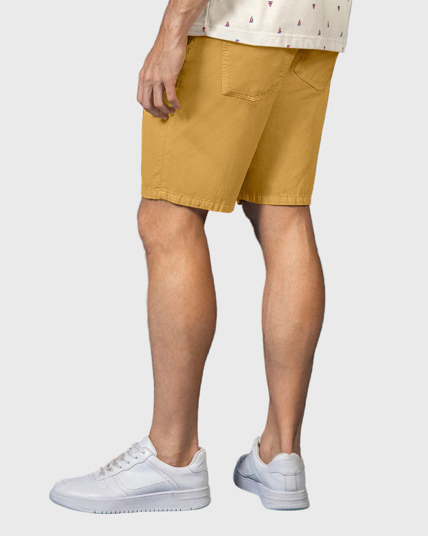 Bermuda con bolsillos de parche