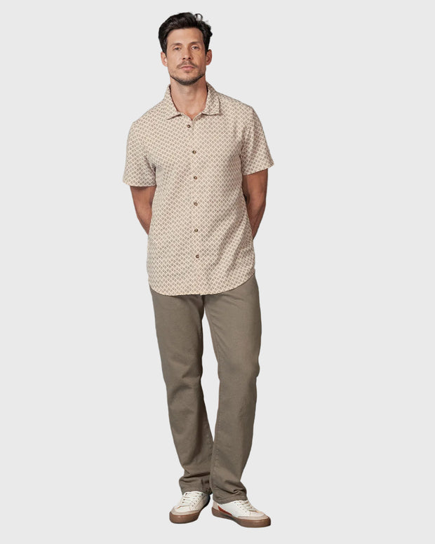 Camisa estampada manga corta con botones funcionales