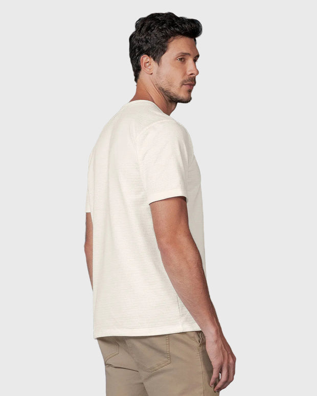 Camiseta manga corta básica en tela especial con textura