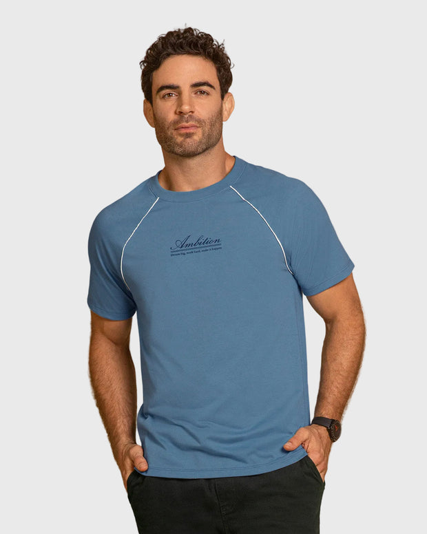 Camiseta manga corta con detalle en contraste y estampado localizado