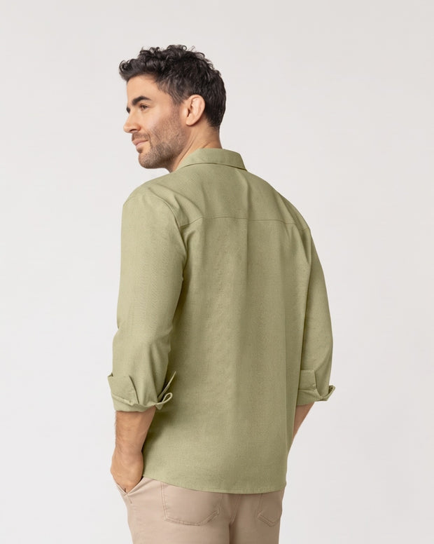 Camisa manga larga amplia con bolsillos