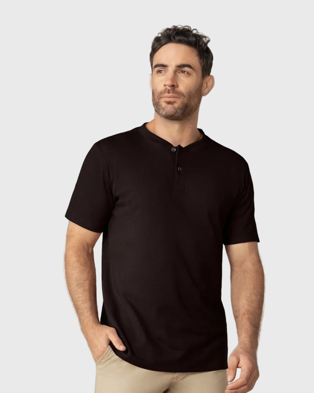 Camiseta henley semiajustada con botones
