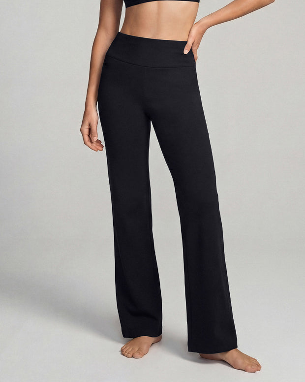 Legging bota recta con control moderado