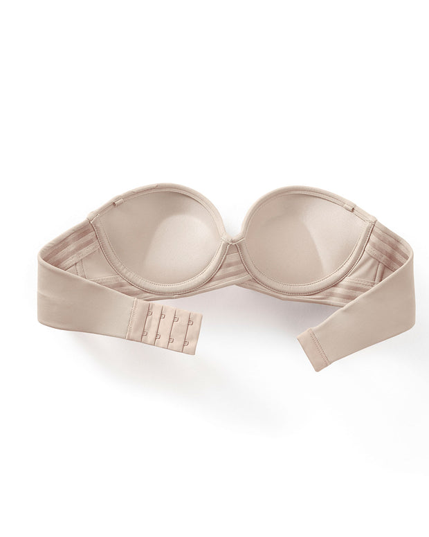 Brasier strapless de doble realce que aumenta dos tallas de copa