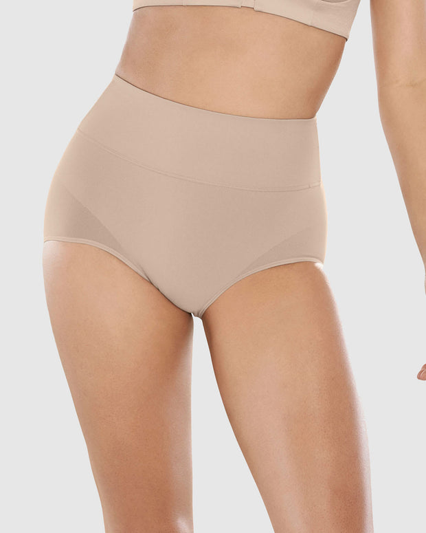 Panty faja de control moderado tiro alto en skinfuse