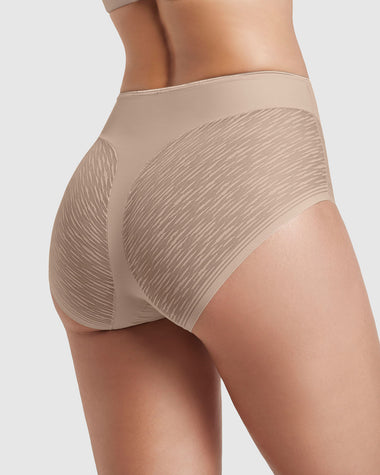 Panty faja clásico invisible con transparencias en glúteos y laterales#color_802-cafe-claro