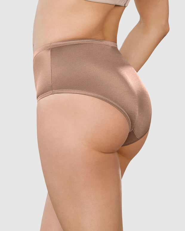 Panty clásico de control con excelente cubrimiento en tela suave