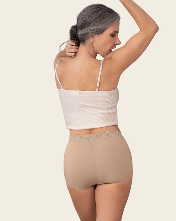 Paquete x 3 panties clásicos con toques de encaje