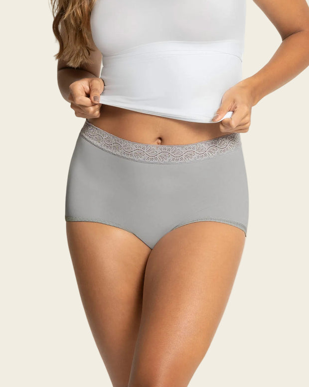Paquete x 3 panties clásicos con toques de encaje
