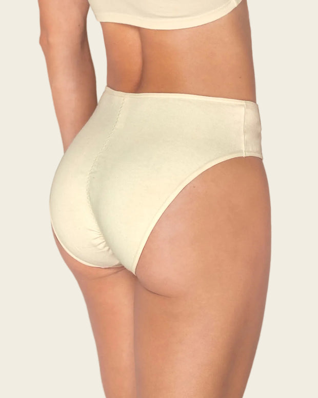 Paquete x 3 panties tipo bikini con buen cubrimiento