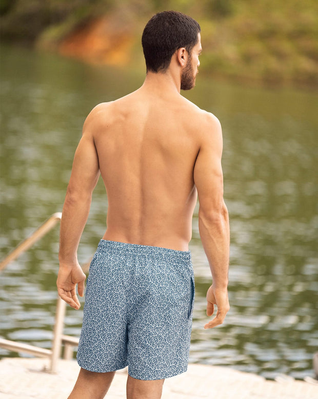 Pantaloneta de baño con malla interna y cintura ajustable