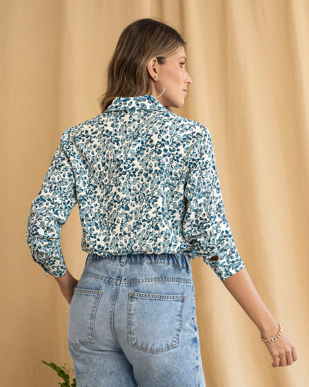 Blusa manga larga con perilla funcional y puños con botón