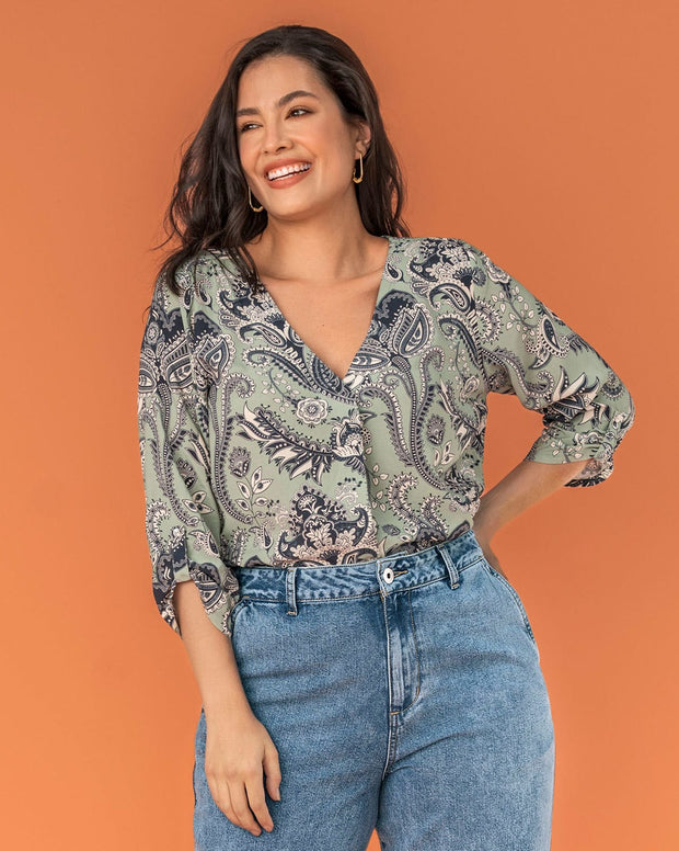 Blusa manga 3/4 con charretera no funcional