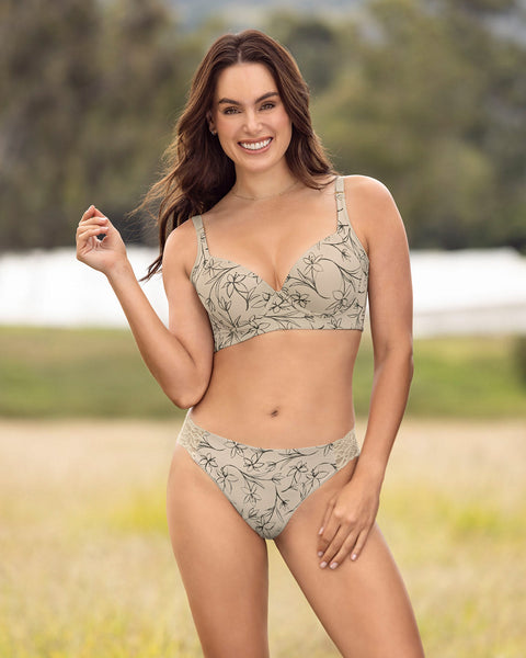 Brasier de realce suave y cubrimiento alto en sisa y espalda Cover Bra#color_b73-estampado-flores