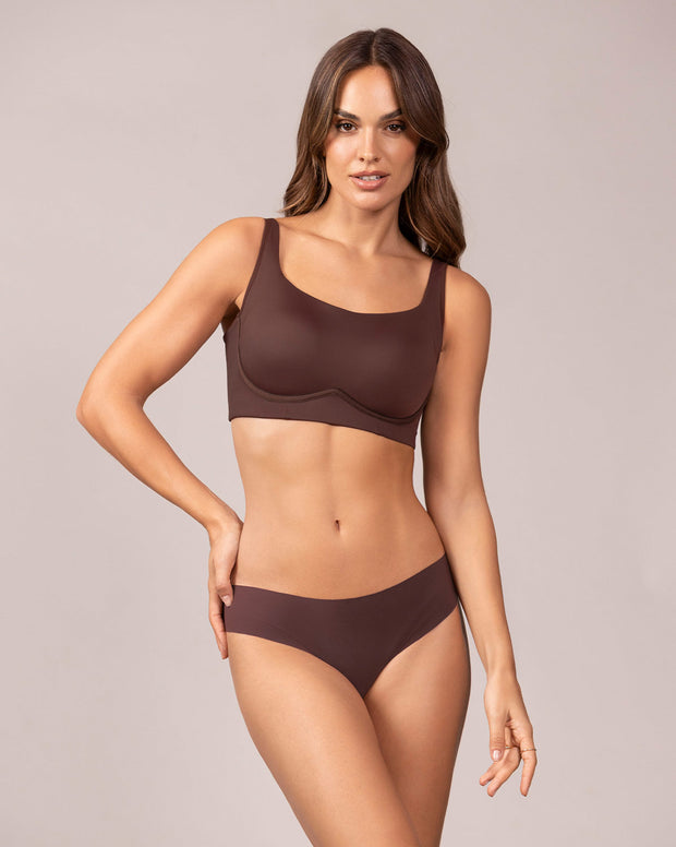 Panty brasilera invisible ultraplano sin elásticos y de pocas costuras