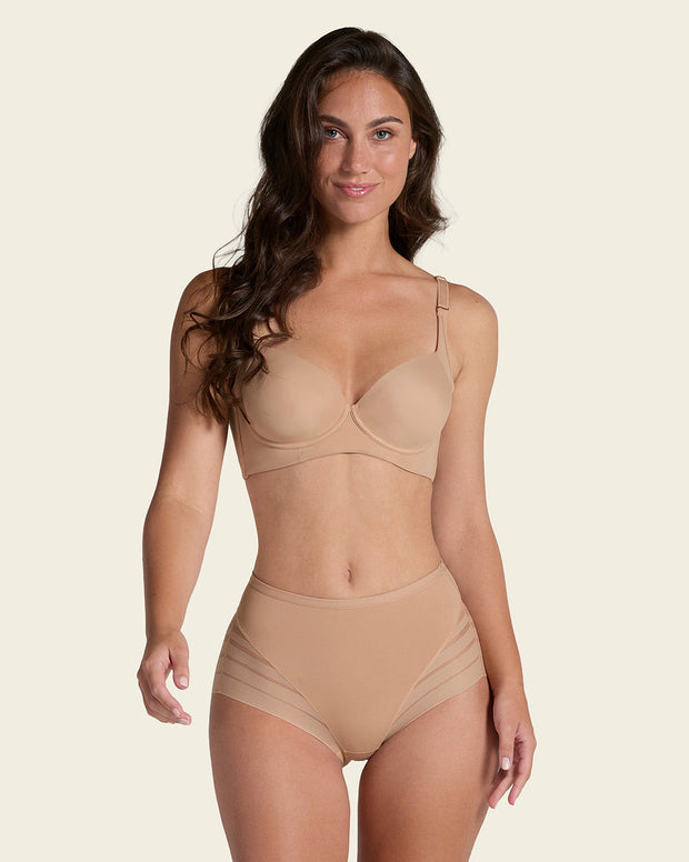 Panty faja clásico con control moderado de abdomen y bandas en tul