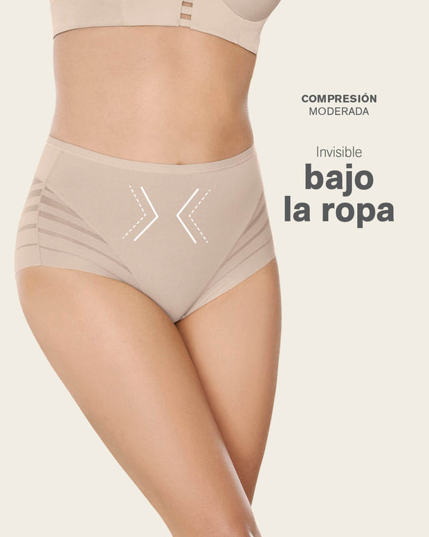 Panty faja clásico con control moderado de abdomen y bandas en tul