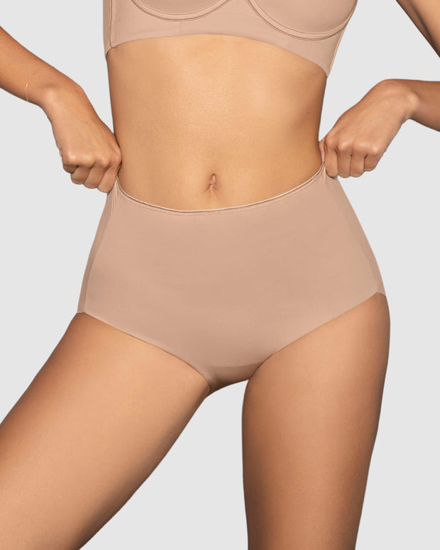 Panty clásico invisible con tela inteligente sin costuras ni elásticos