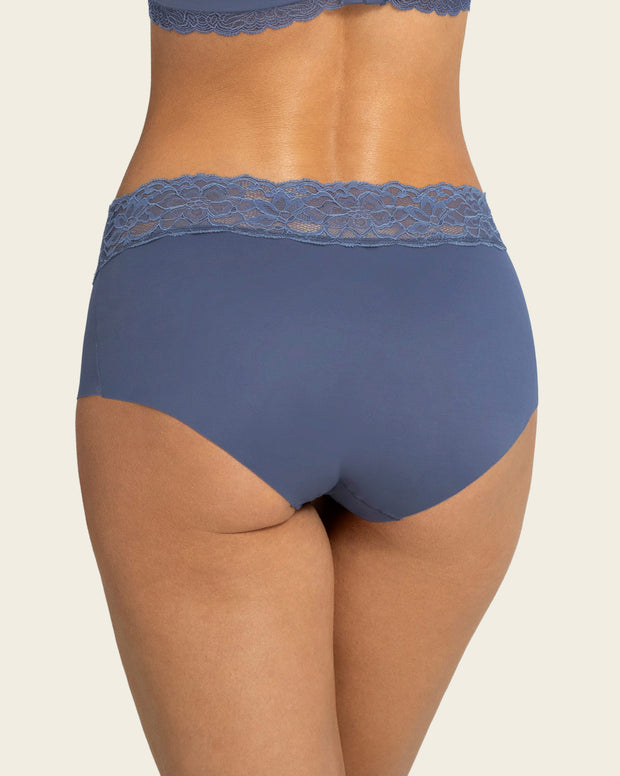 Panty hípster en tela ultraliviana con franja de encaje